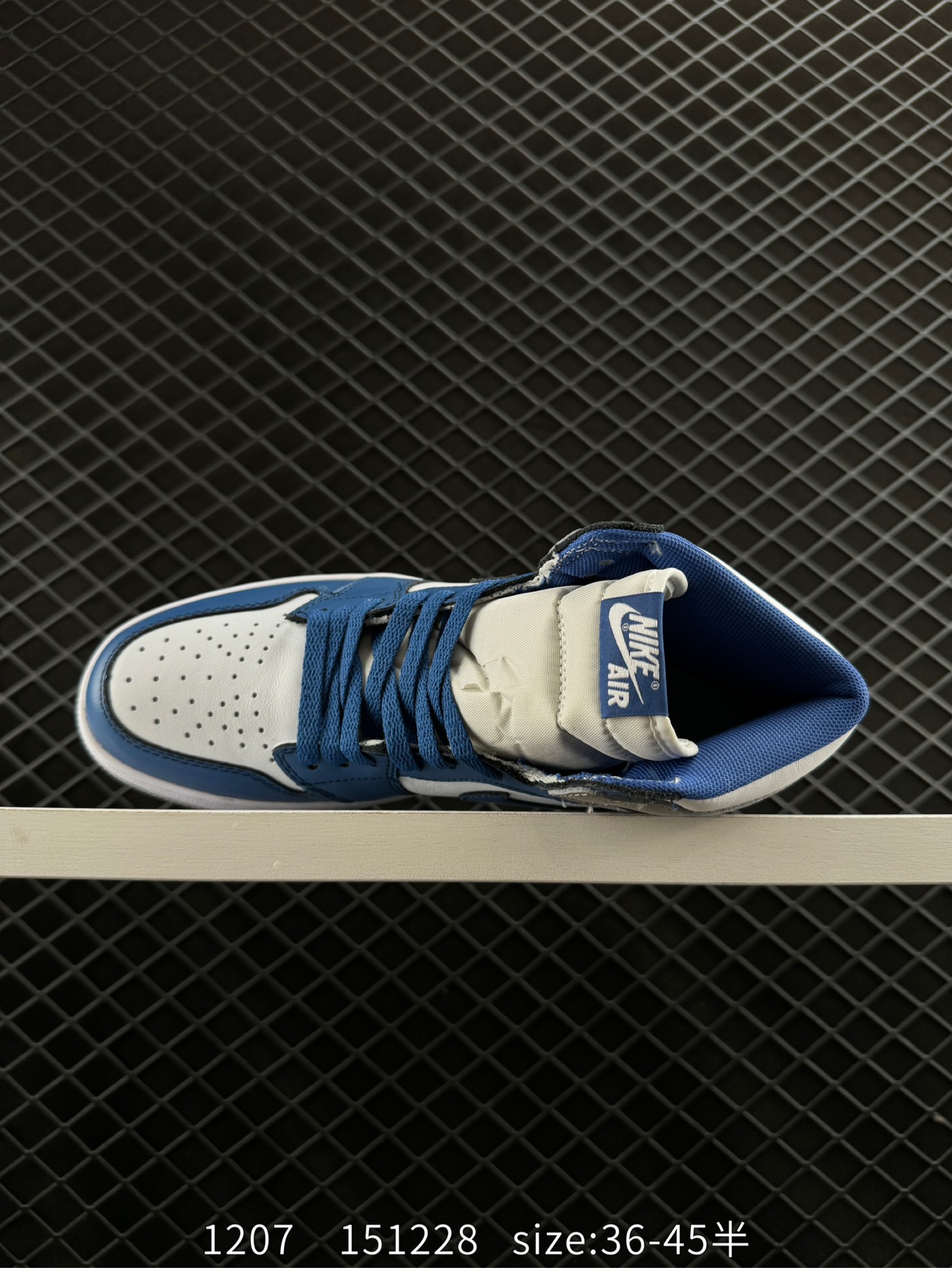 Nike AIR JORDAN 1 RETRO HIGH